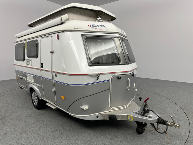 Eriba Touring Triton 430 hoofdfoto: 1