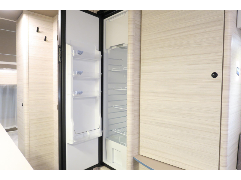 Dethleffs C'Joy 480 QLK STAPELBED+VASTBED+GARAGE  foto: 6