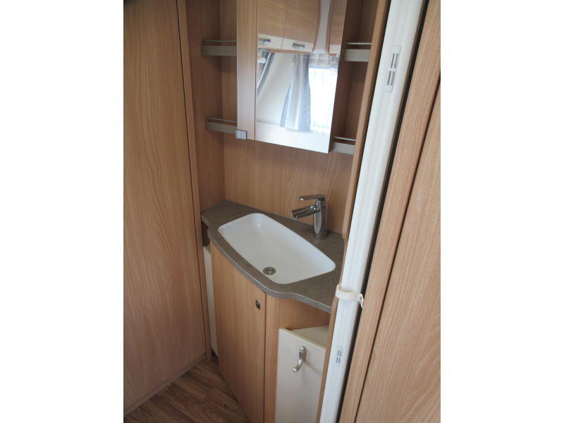 Knaus Sudwind 450 FU MOVER EN VOORTENT  foto: 13