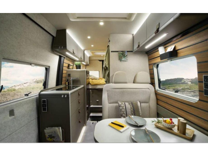 Hymer Grand Canyon S 600 4 PERSOONS+SLAAPDAK-170PK  foto: 2