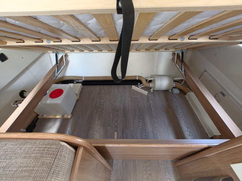 Hobby De Luxe 490 KMF Stapelbed, 6 persoons!  foto: 11