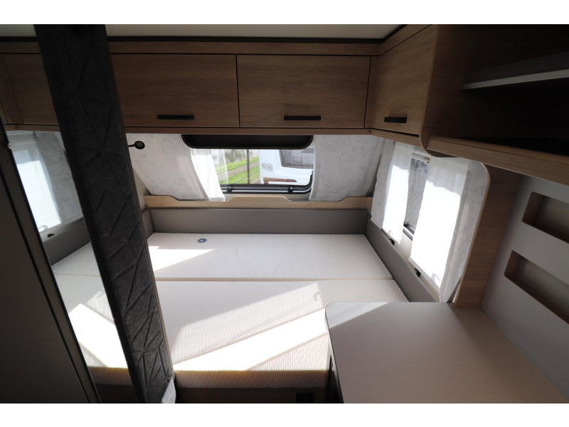 Weinsberg CaraOne 420 QD Model 2026 Dwars Bed 887  foto: 8