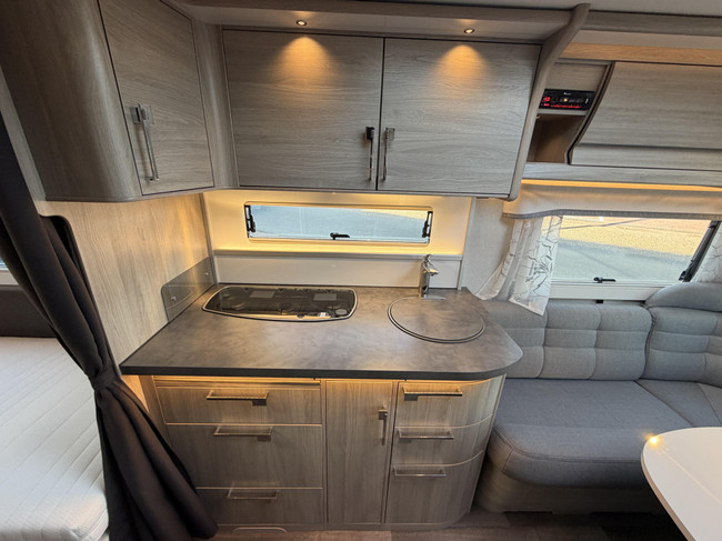 Kabe Safir 600 TDL KS- LENGTE BEDDEN- ALDE foto: 8