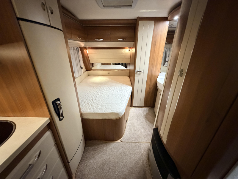 Hobby Premium 460 UFE BJ13, Mover, Tent, LUXE  foto: 8