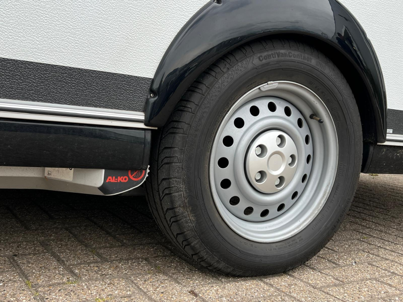 Kip Kompakt 37 EK mover, voortent, luifel  foto: 22