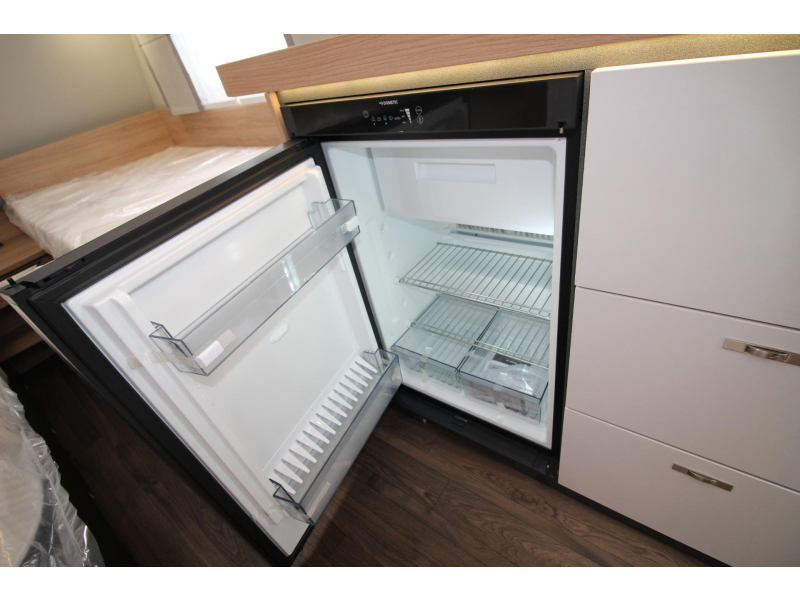 Knaus Sport 460 EU Enkele bedden & GFK dak!  foto: 14