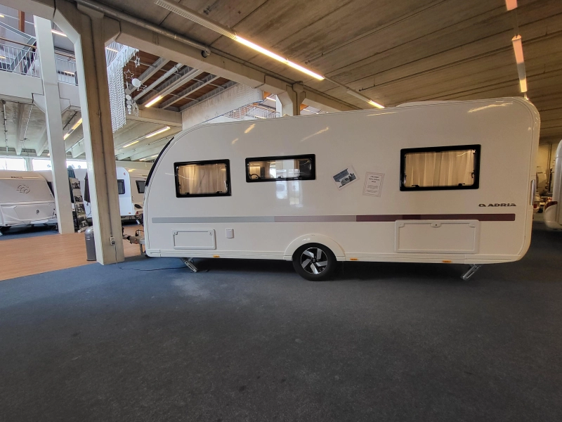 Adria Adora 522 UP nieuwste uitvoering  foto: 9