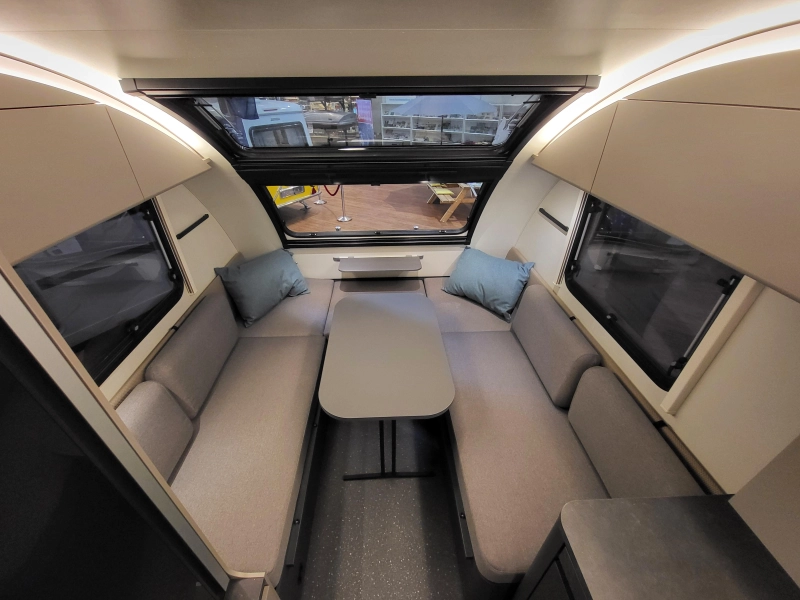 Adria Action Sport 391 LH 'Off-road' en compleet  foto: 15
