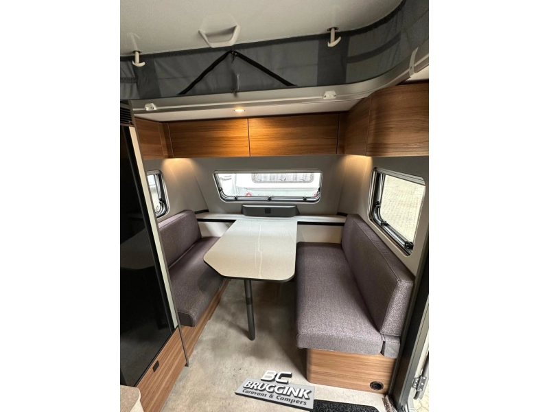 Eriba Feeling 442 V-ENKEL BED 1.800 KG  foto: 5