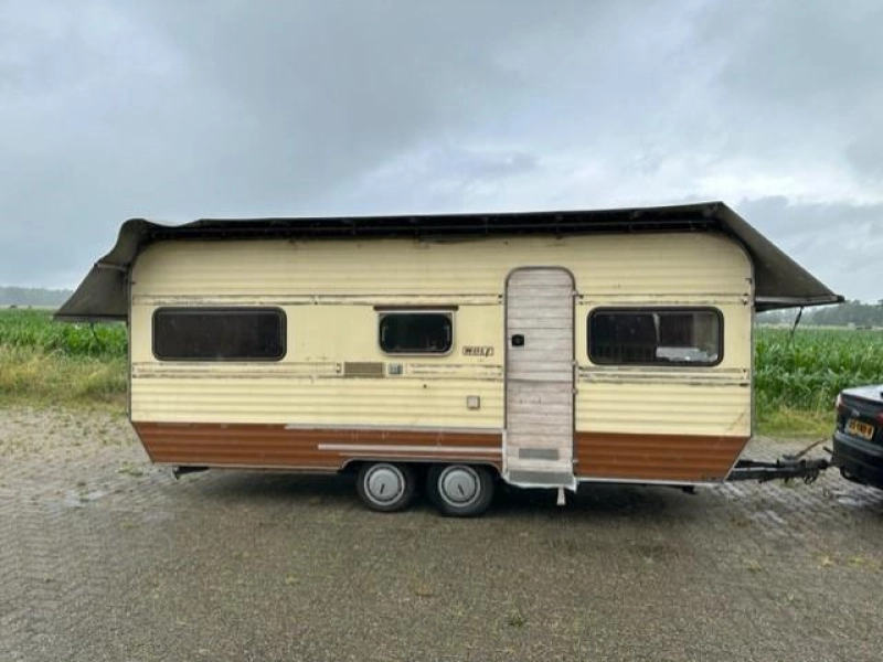 Knaus Wolf 535 met winterdak 