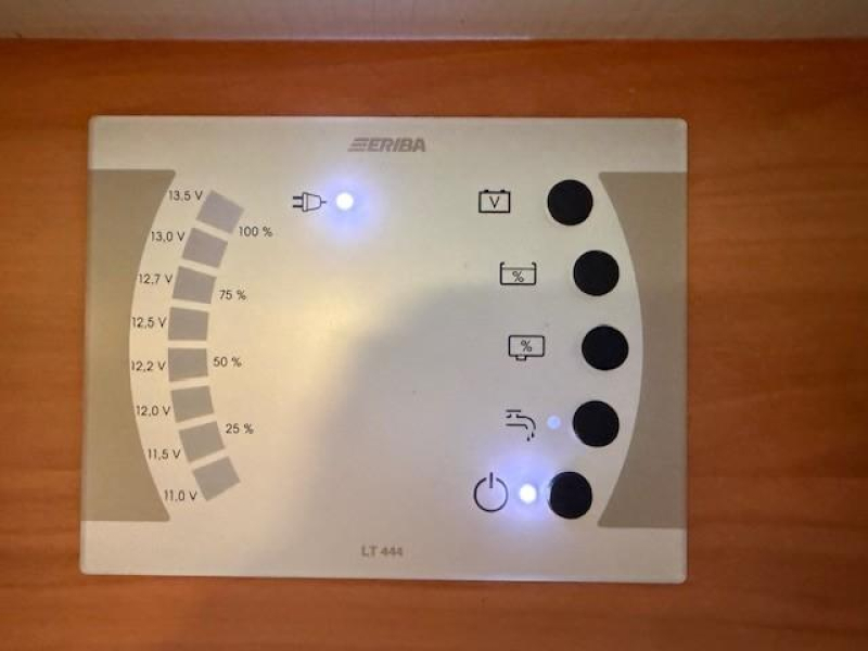 Eriba Nova GL 465 mover  foto: 15