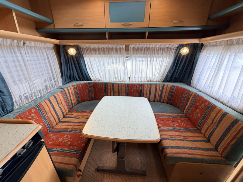 Dethleffs Summer Edition 450 Mover, Fransbed tent  foto: 11