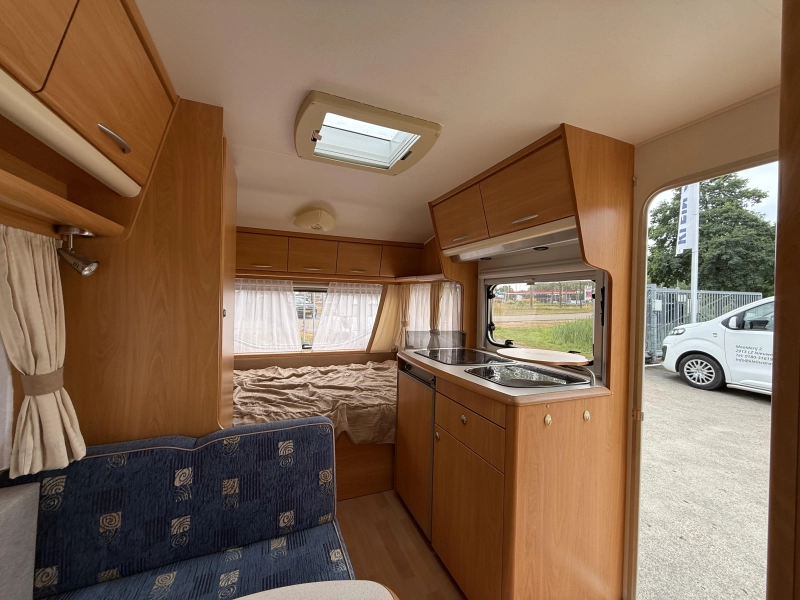 Chateau Caratt 390 + voortent  foto: 5