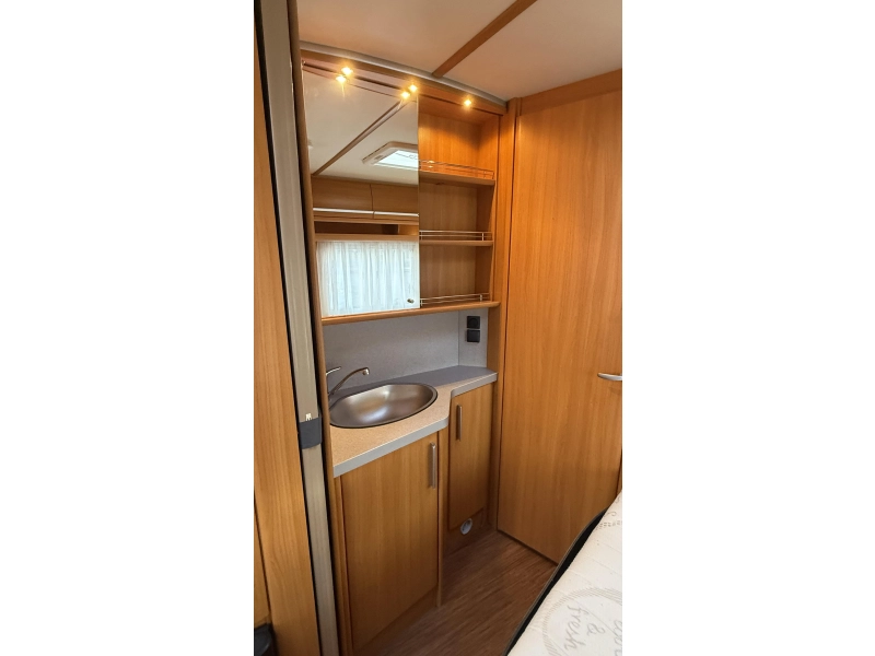 Fendt Saphir 470 TF frans bed rondzit toilet 