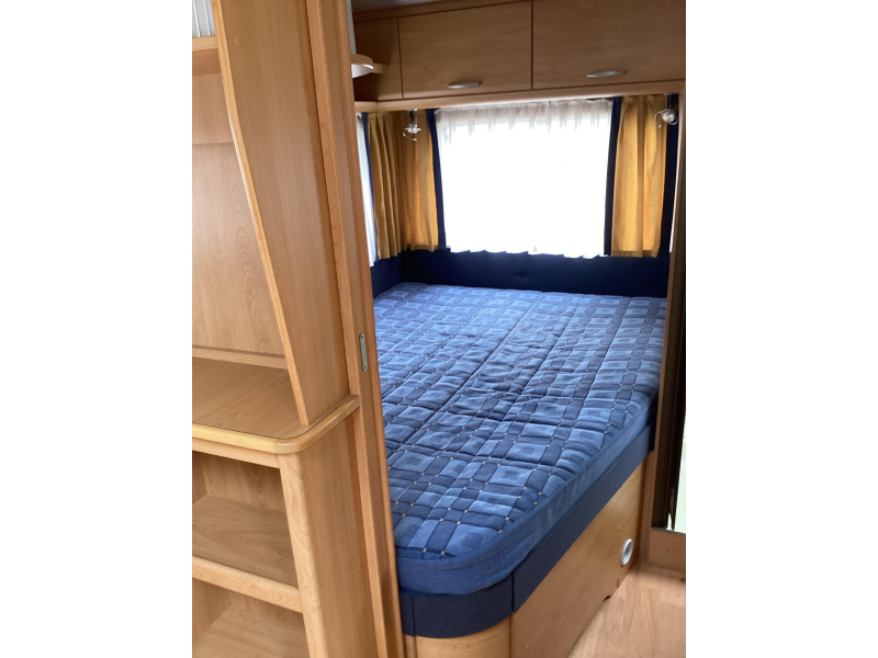 Knaus Sudwind 450 TUF voortent 