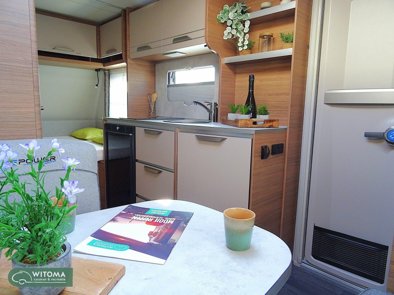 Knaus Sport E-Power Selection 420 QD Met airco en voortent  foto: 2