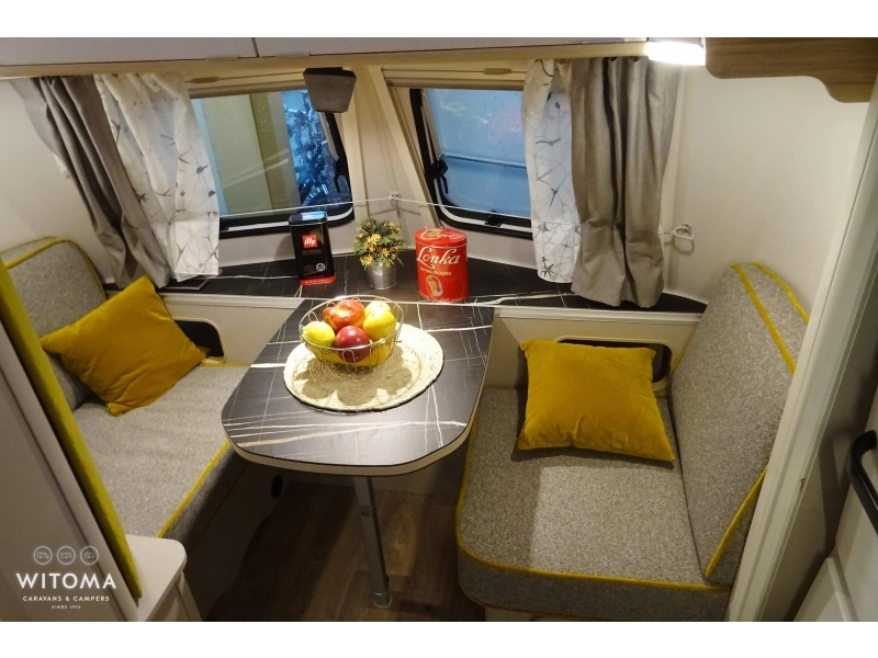 Eriba Touring 540 prijs vanaf 32.240,-  foto: 5