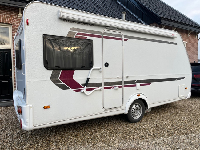 Weinsberg 450 Fu Topstaat! Frans bed , Mover !Bovag keuring foto: 8