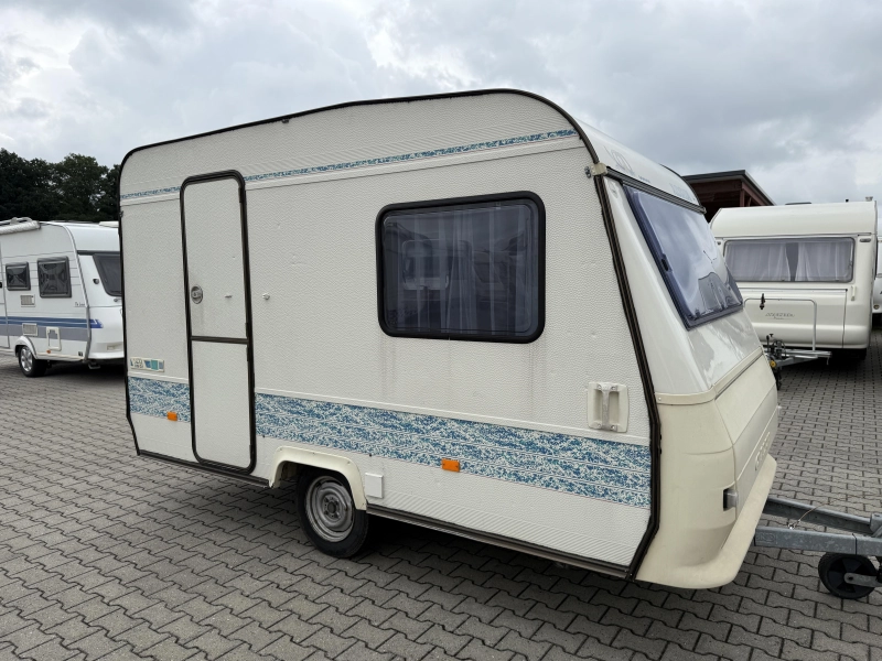 Adria Unica A 320 DD 2x zitgroep  foto: 0