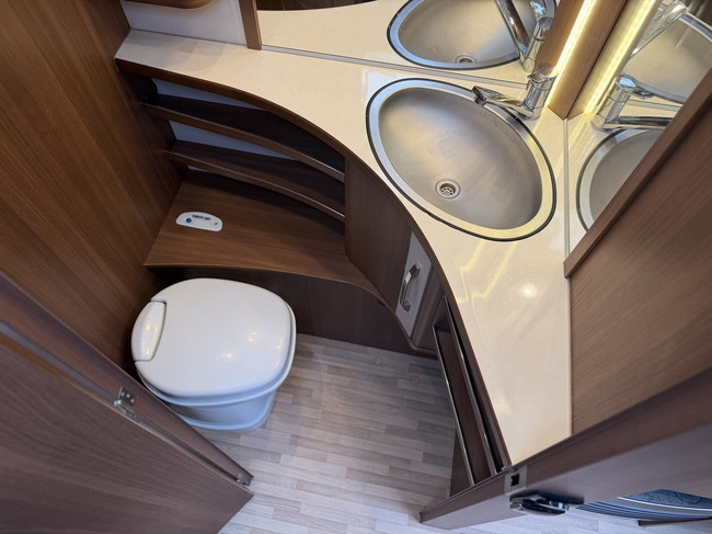 LMC Maestro 490 E foto: 18