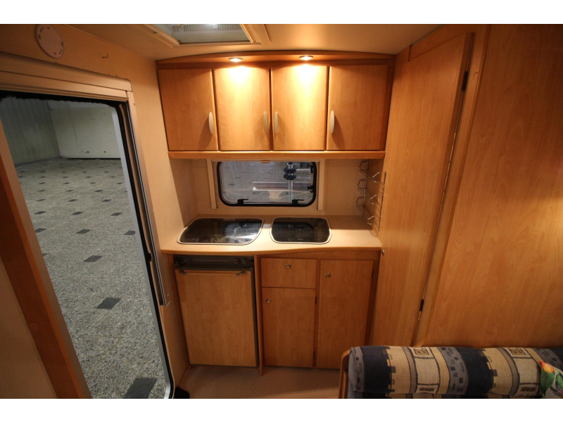 Caravelair Eldorado 420 Voortent, Fietsenrek,  foto: 9