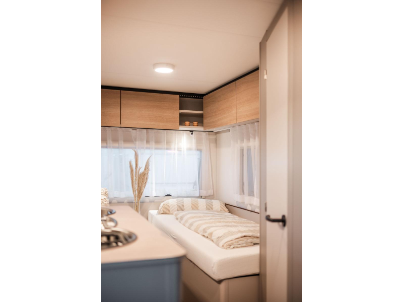 LMC Sassino 460 E model 2027, enkele bedden  foto: 3