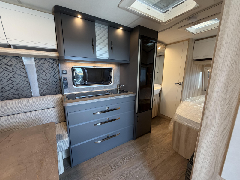 Hobby De Luxe 460 UFE Nieuw | Actie model 2026  foto: 6