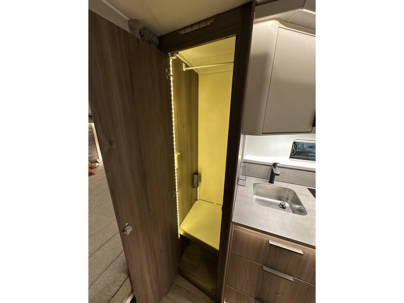 Kabe Royal 600 D XL Model 2026 - KingSize  foto: 15