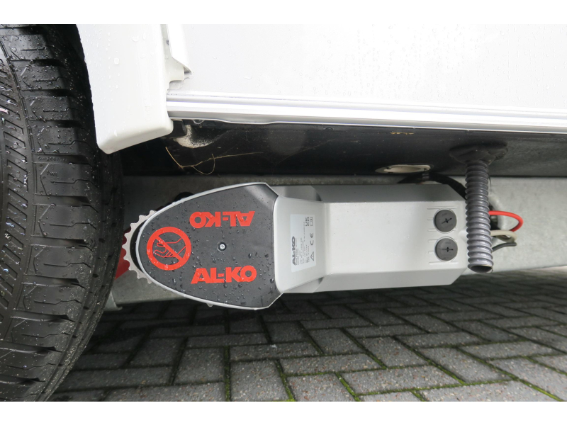 Eriba Nova Light 442 VLOERVERW.+MOVER+VOORTENT 