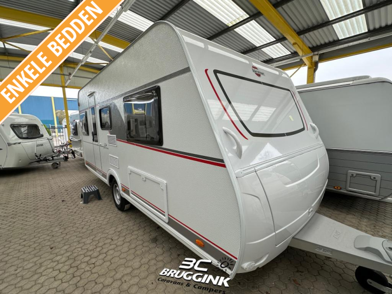 Bürstner Premio 460 TL ENKEL BED VLOERVERWARMING  hoofdfoto: 1