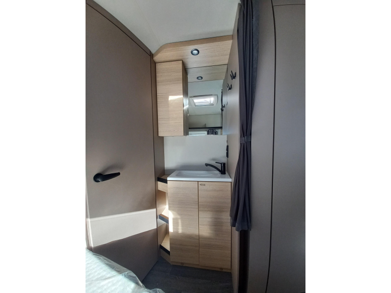 Weinsberg CaraLife 450 FU  foto: 10