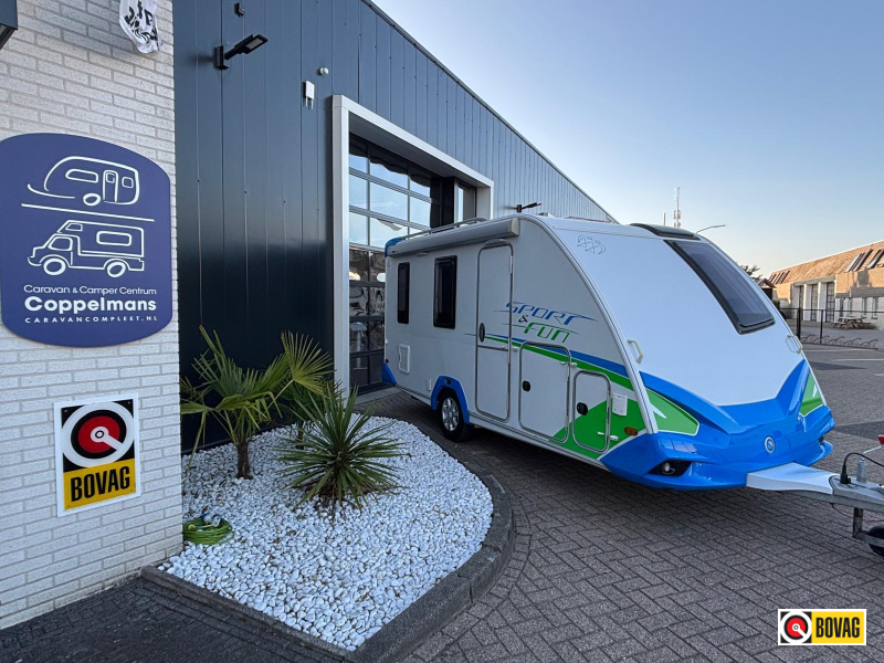 Knaus Sport en Fun 480 QL Mover Cassetteluifel  hoofdfoto: 1