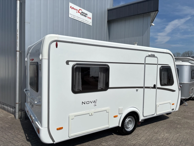 Eriba Nova Light 465 luifel mover hordeur  foto: 10