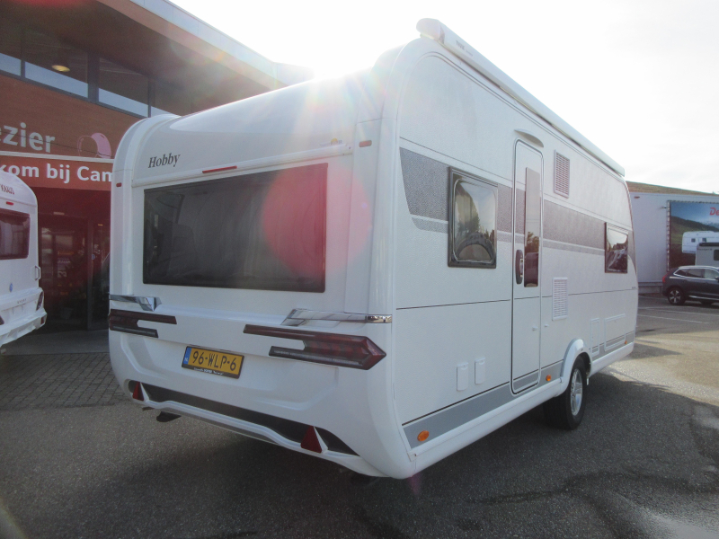 Hobby Prestige 560 UL RONDZIT HOGE KOELKAST  foto: 19