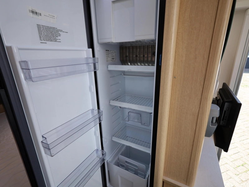 LMC Style 440 D mover | voortent | luifel  foto: 9