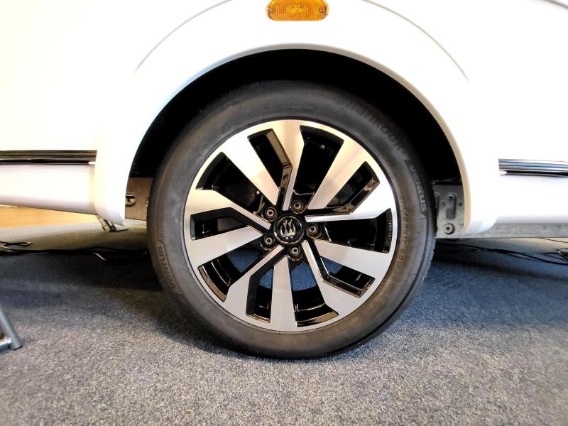 Knaus Sudwind 60 Years 420 QD 60 years uitvoering 
