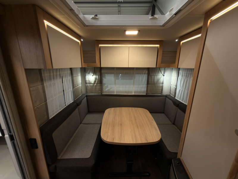 Knaus Sport Platinum 500 EU Platinum+vloer+1800KG 