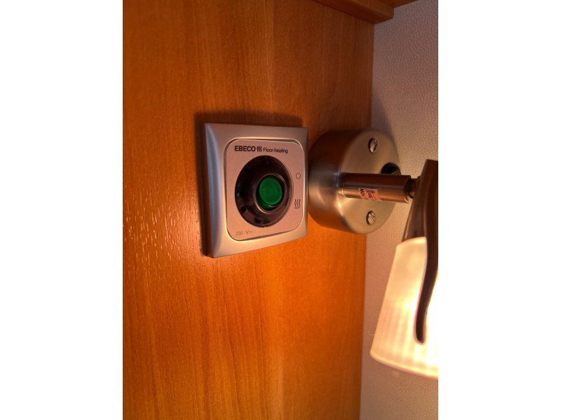 Kip Kompakt 37 EK mover, voortent, luifel  foto: 16