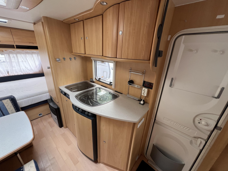 Dethleffs Camper 510 TK stapelbed  foto: 7