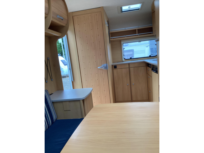 Dethleffs Camper 395 HK mover  foto: 13