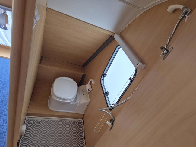 Dethleffs 450 Tourist Light bj. 2006 TOP staat ! met nette Voortent ! foto: 13