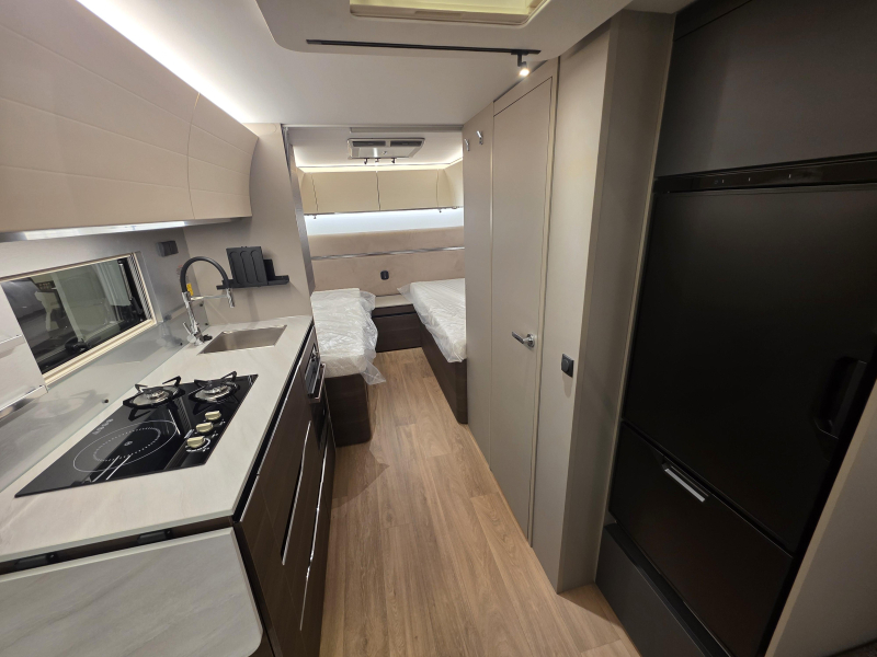 Adria Alpina 583 UL  foto: 7
