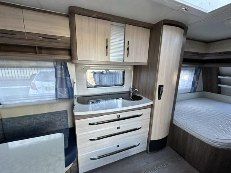 Hobby De Luxe 460 UFE  foto: 8