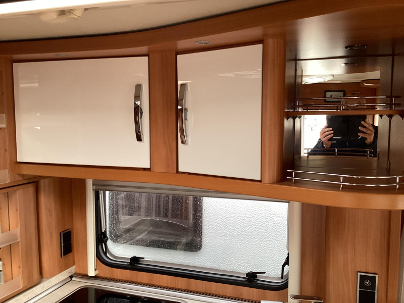 Eriba Nova Luxus Line 465 Mover/ cassete luifel  foto: 12