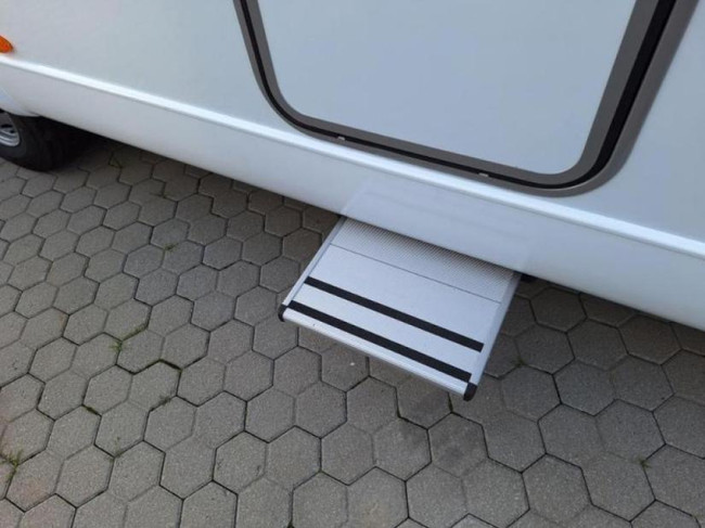 Bürstner Nexxo Van T 690 G LENGTE BEDDEN + BEARLOCK foto: 17