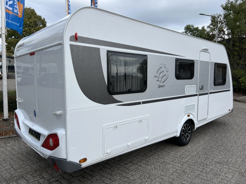Knaus Sport 540 UE Boogluifel, Fietsendrager 
