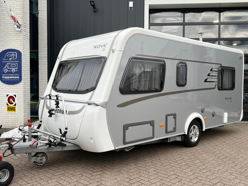 Eriba Nova Light 442 Lengtebedden, Mover, Tent  foto: 3