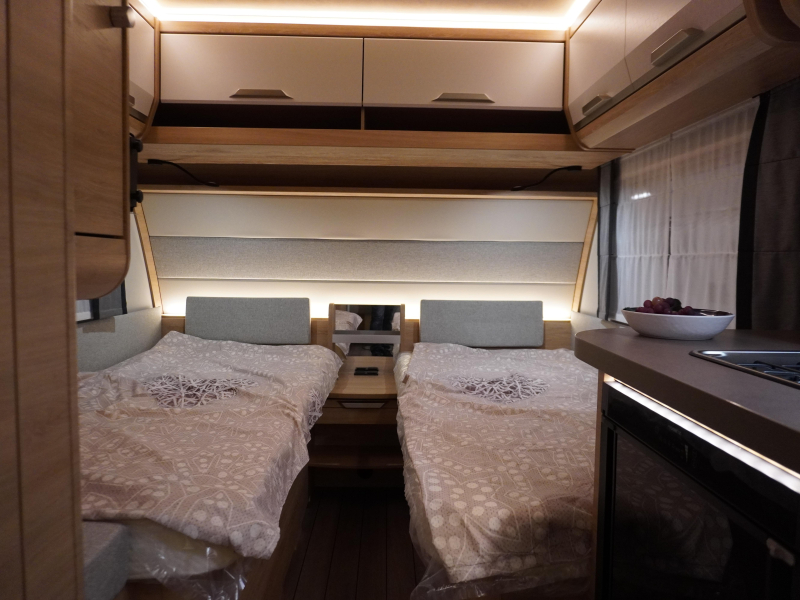 Knaus Sudwind Black Selection 500 EU !! BED VAN 217CM LANG !!! 