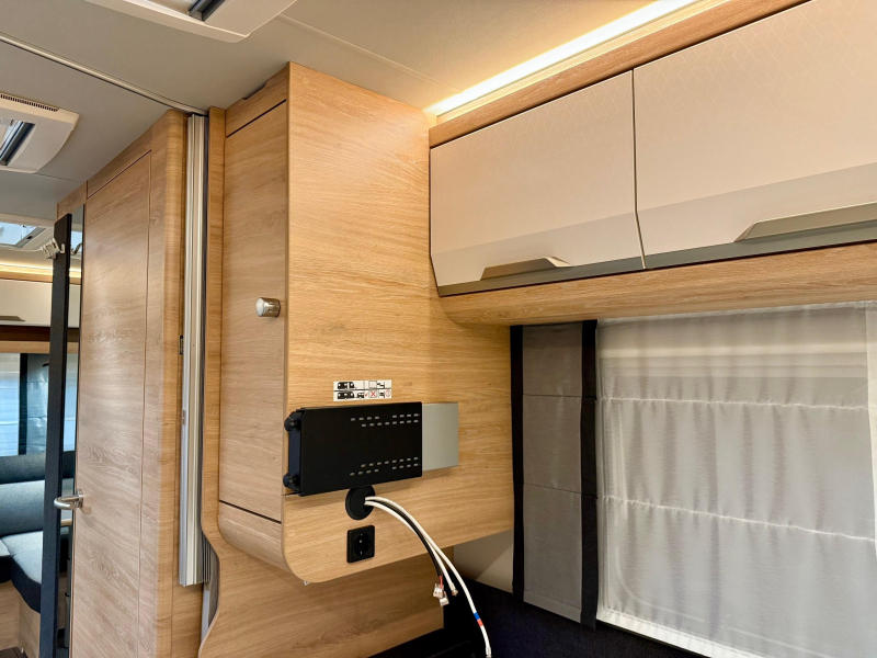 Knaus Sudwind Black Selection 500 EU veel opties!  foto: 10