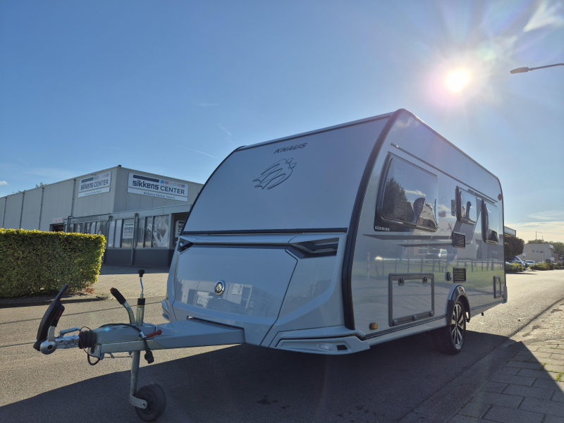 Knaus Sudwind Black Selection 450 FU  foto: 3
